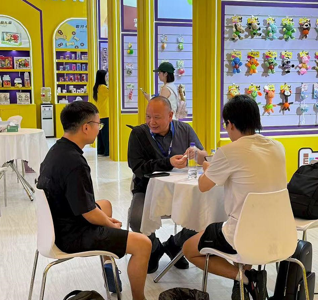 ld科技亮相2025上海亚宠展，从“制造”向“品牌+生态”战略升级